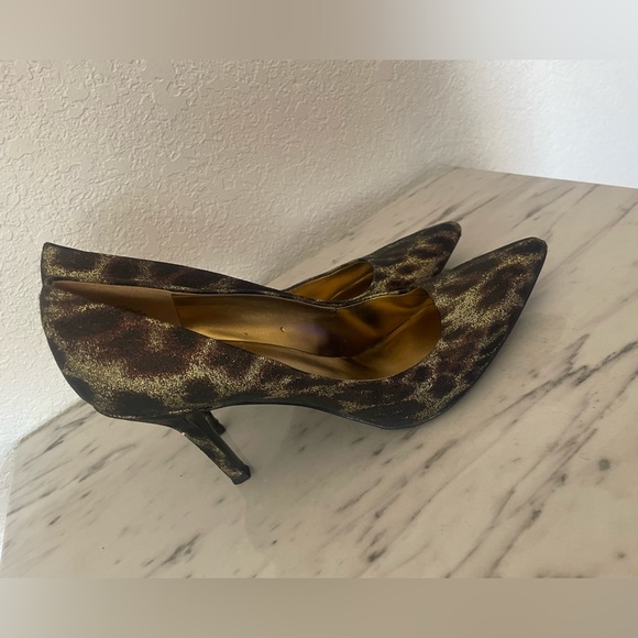 Nine West - Cheetah Print Pumps (8M) - Picture 7 of 7